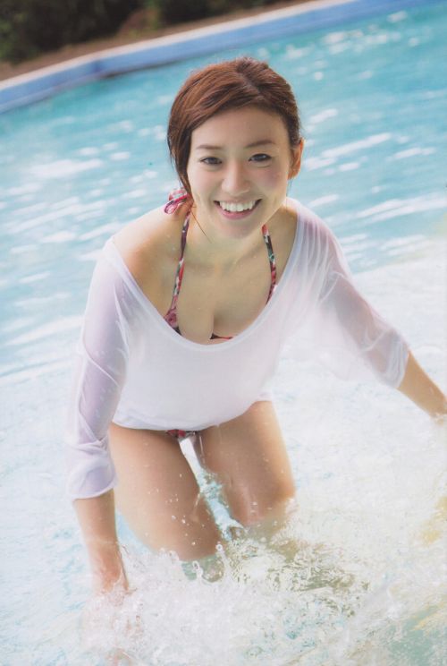 大島優子のおひさまのような笑顔と胸チラと太もものエロ画像 177枚 No.55