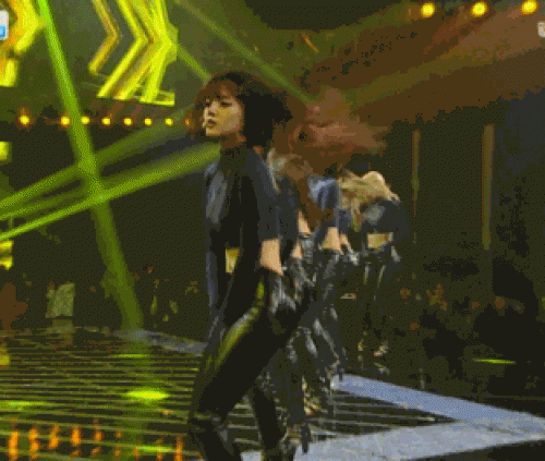 【GIF画像】韓国人アイドルの腰振りダンスがキレキレエロ過ぎwww 19枚 No.5