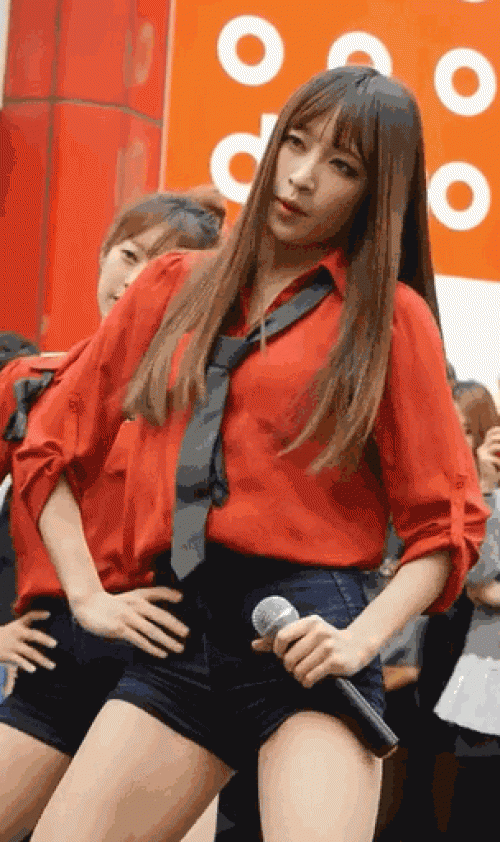 【GIF画像】韓国人アイドルの腰振りダンスがキレキレエロ過ぎwww 19枚 No.14
