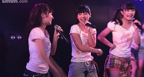 AKB48メンバーのイタズラや水着姿のハプニングおっぱいなGIF画像 37枚 No.15