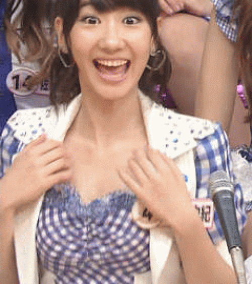 AKB48メンバーのイタズラや水着姿のハプニングおっぱいなGIF画像 37枚 No.33