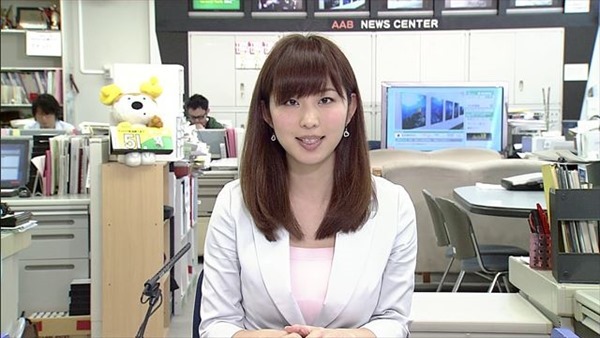 秋田が生んだ美人女子アナ塩地美澄（しおち みすみ）の着衣巨乳のテレビキャプ画像5