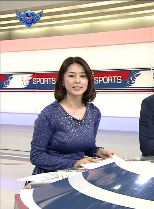 NHK杉浦友紀アナの大きい着衣横乳エロ画像5