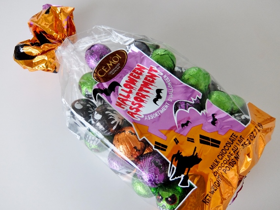 コストコ　Bag Halloween Kg　円 　トリュフチョコ セモア　ミルクチョコレート