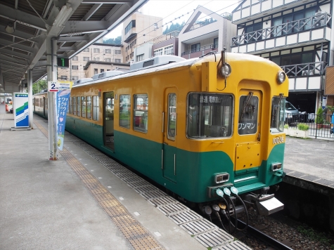 富山地方鉄道 10030形 電車